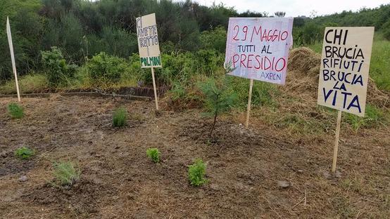 Lavori al presidio: costruiamo il parco della piana